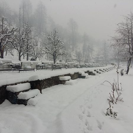 Himalayan Riverside Resort, Manali מראה חיצוני תמונה