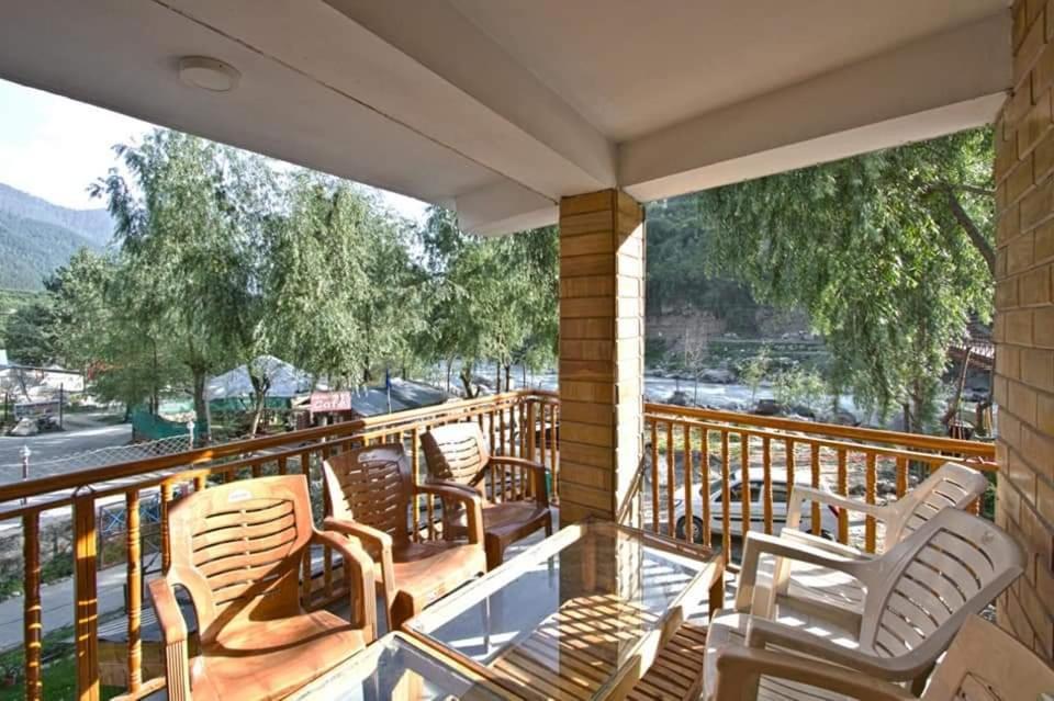 Himalayan Riverside Resort, Manali מראה חיצוני תמונה