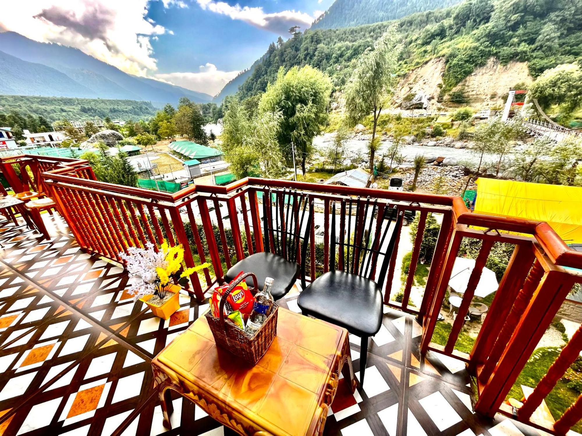 Himalayan Riverside Resort, Manali מראה חיצוני תמונה