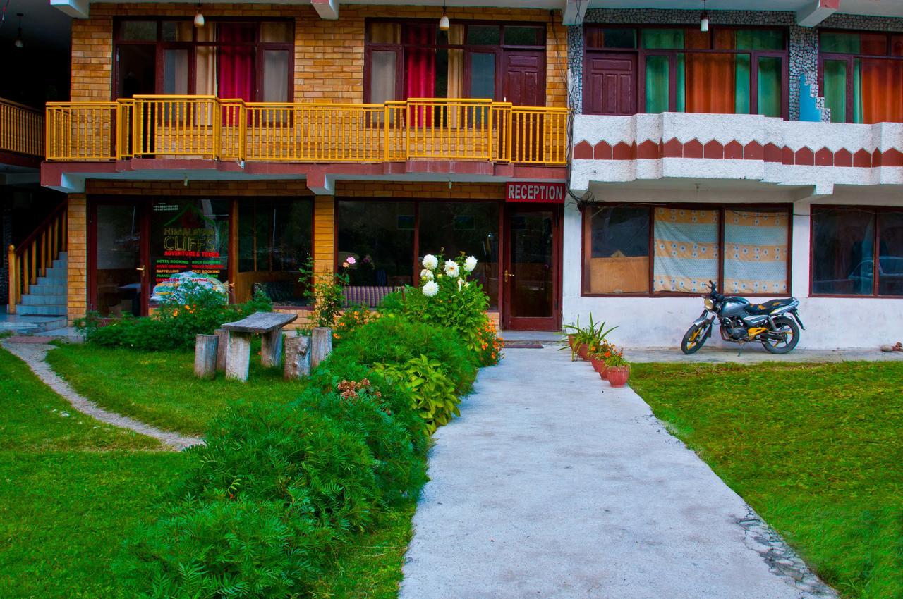 Himalayan Riverside Resort, Manali מראה חיצוני תמונה